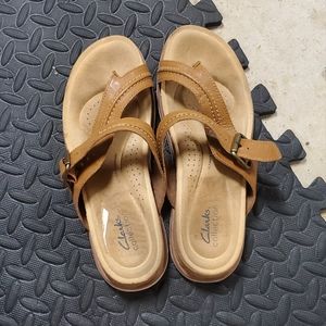Clarks Clarks Collection Buckle Toe-Post Sandals Brynn Madi Tan Leather Size 9